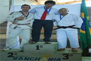 Judocas de Iep participam de campeonato